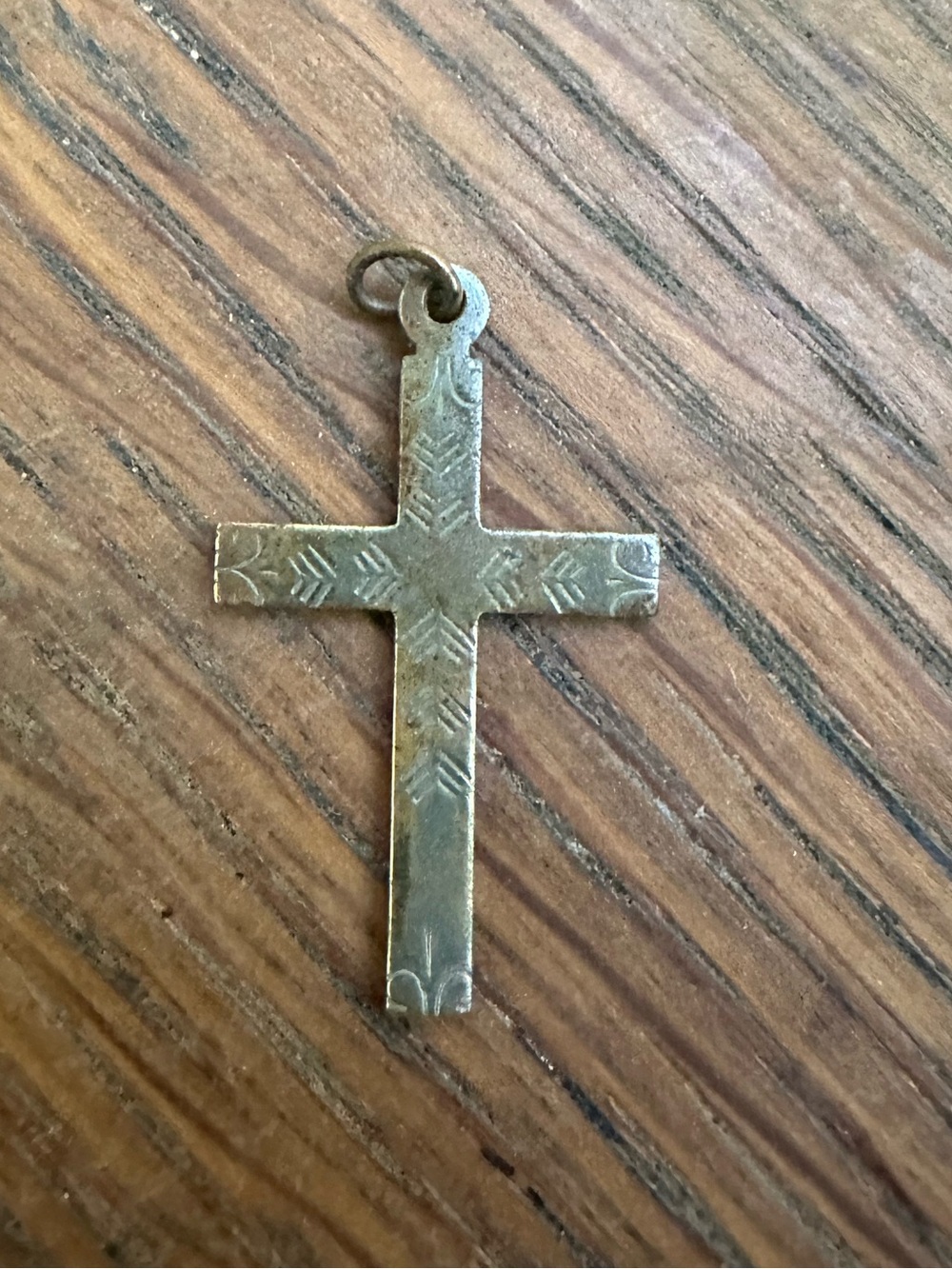 Vintage 1970s cross handmade silver pendant